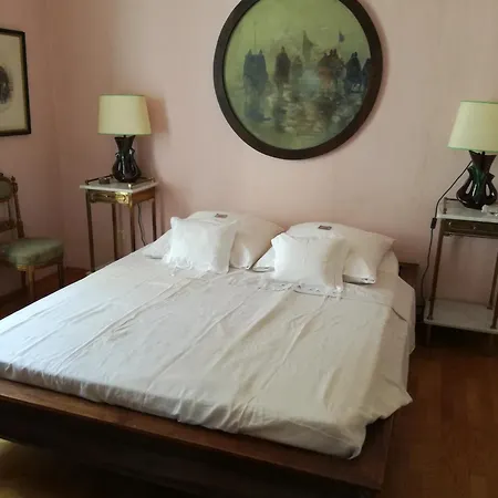 La Brise Bed and breakfast